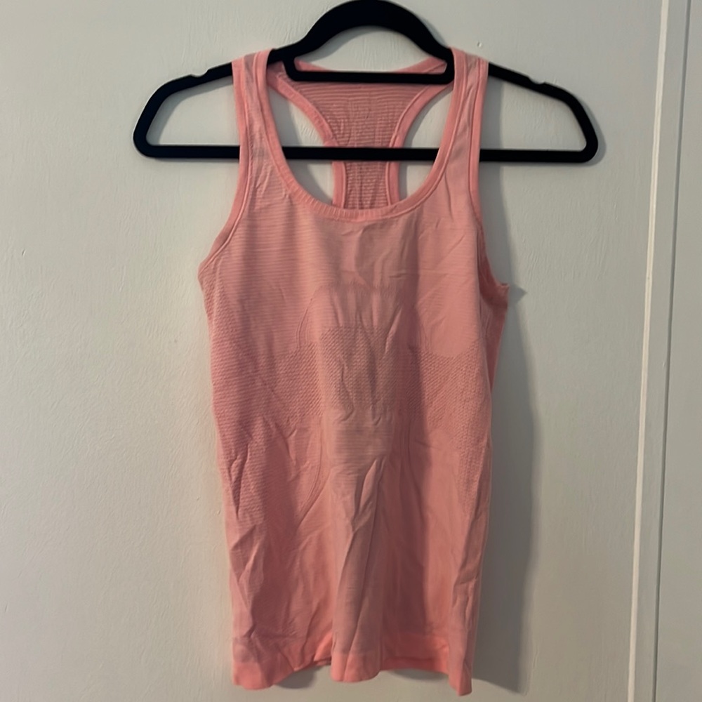 Lululemon pink tank top